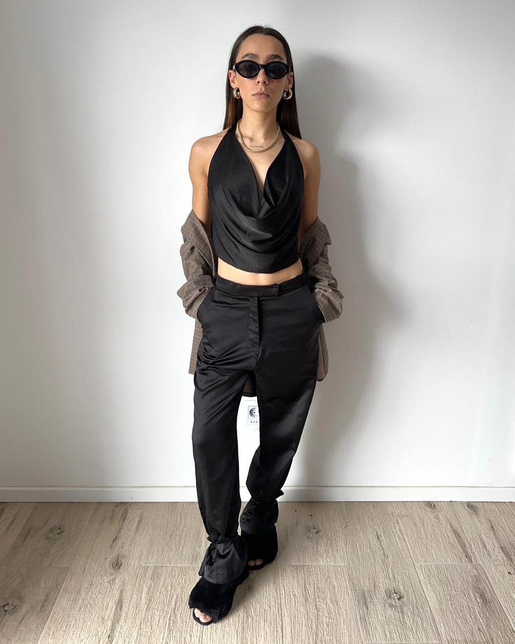 Top Black